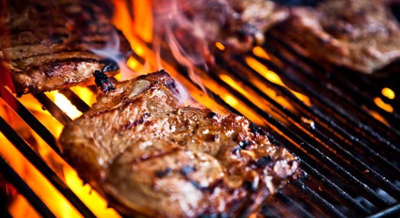 ¿Comer carne al carbón o bien cocida aumenta el riesgo de diabetes?