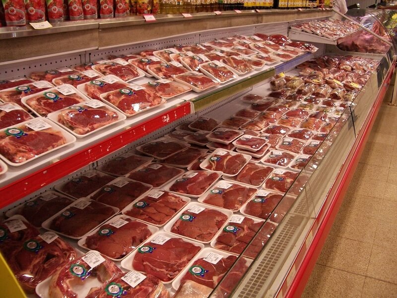 Un estudio confirmaría la relación entre cáncer y un alto consumo de carne y alcohol