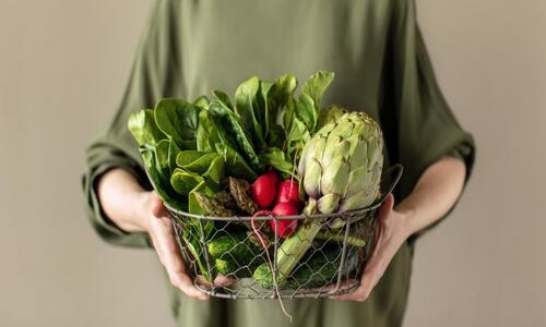 Asociaciones entre patrones dietéticos basados en plantas y enfermedades crónicas.